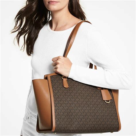 michael kors tote dior|Michael Kors Tote bag outlet.